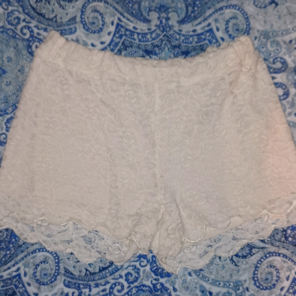 Lace shorts